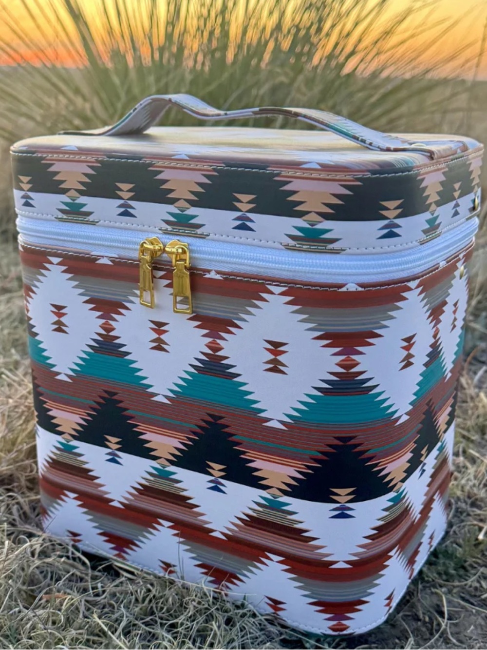 Sterling Kreek Wild Plains Makeup Box